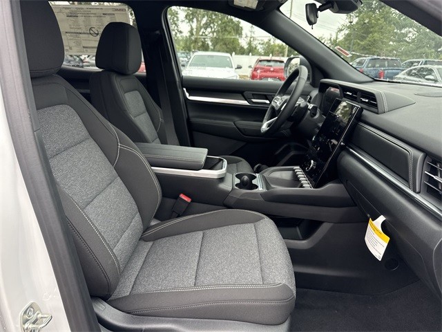 GMC Terrain Vehicle Full-screen Gallery Image 24