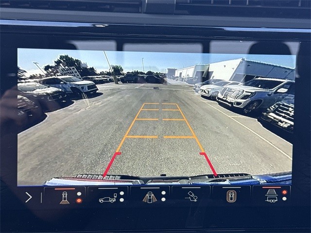 GMC Sierra 1500 Vehicle Full-screen Gallery Image 17