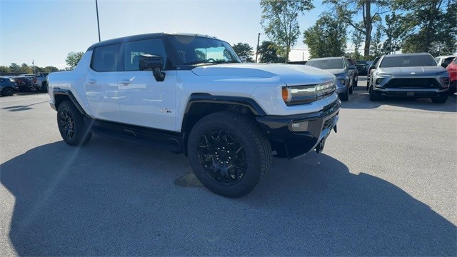 GMC HUMMER EV Pickup Vehicle Full-screen Gallery Image 02