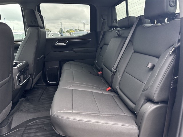 GMC Sierra 1500 Vehicle Full-screen Gallery Image 23