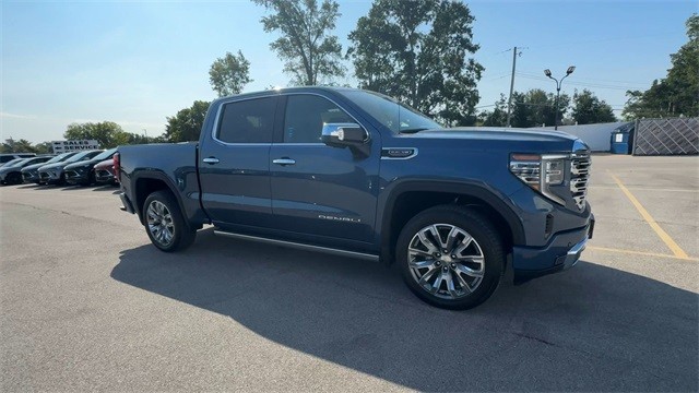 GMC Sierra 1500 Vehicle Full-screen Gallery Image 02