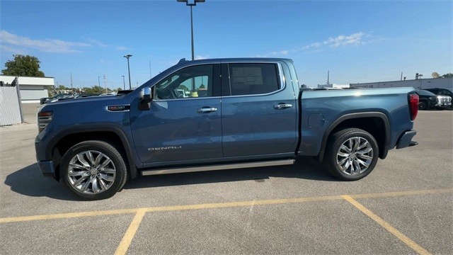 GMC Sierra 1500 Vehicle Full-screen Gallery Image 05