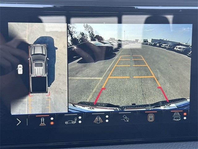 GMC Sierra 1500 Vehicle Full-screen Gallery Image 17