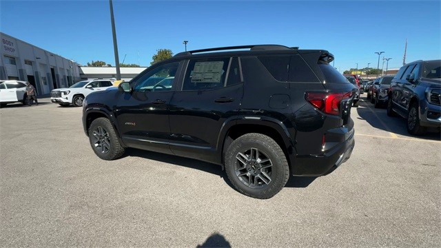 GMC Terrain Vehicle Full-screen Gallery Image 06