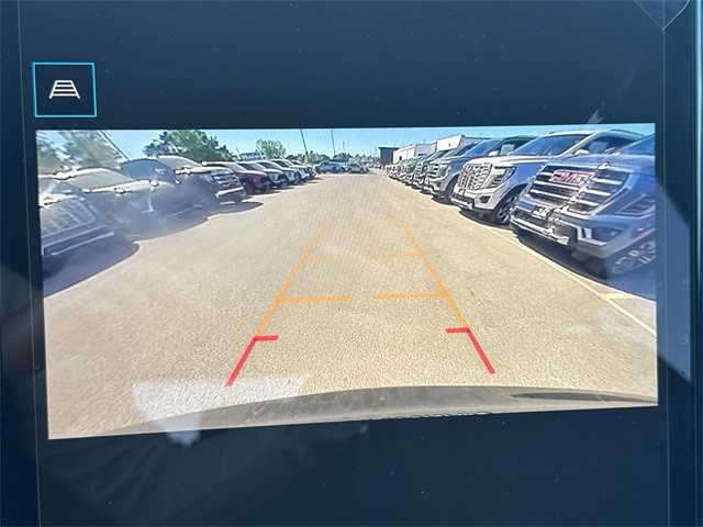 GMC Terrain Vehicle Full-screen Gallery Image 17