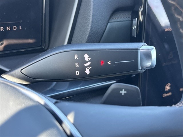 GMC Terrain Vehicle Full-screen Gallery Image 20