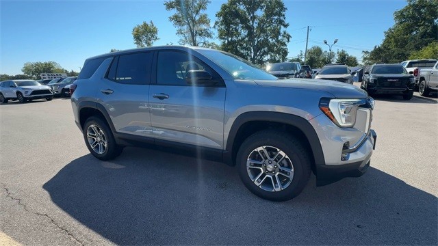 GMC Terrain Vehicle Full-screen Gallery Image 02