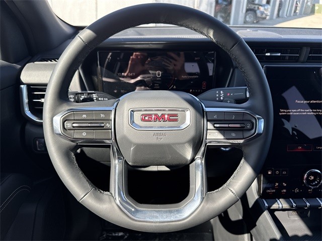 GMC Terrain Vehicle Full-screen Gallery Image 14