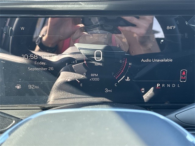 GMC Terrain Vehicle Full-screen Gallery Image 15