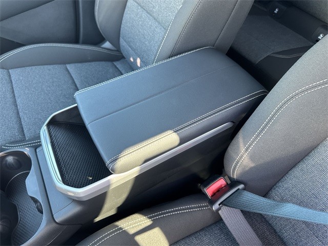 GMC Terrain Vehicle Full-screen Gallery Image 21