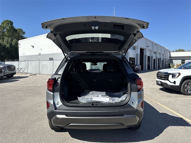 GMC Terrain Vehicle Full-screen Gallery Image 23