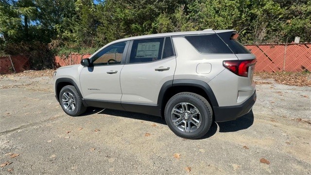 GMC Terrain Vehicle Full-screen Gallery Image 06