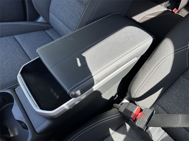 GMC Terrain Vehicle Full-screen Gallery Image 21