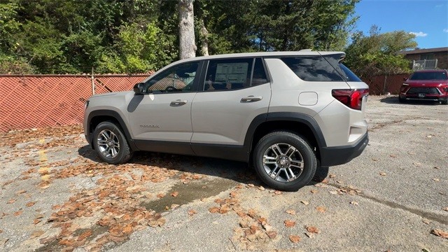 GMC Terrain Vehicle Full-screen Gallery Image 06