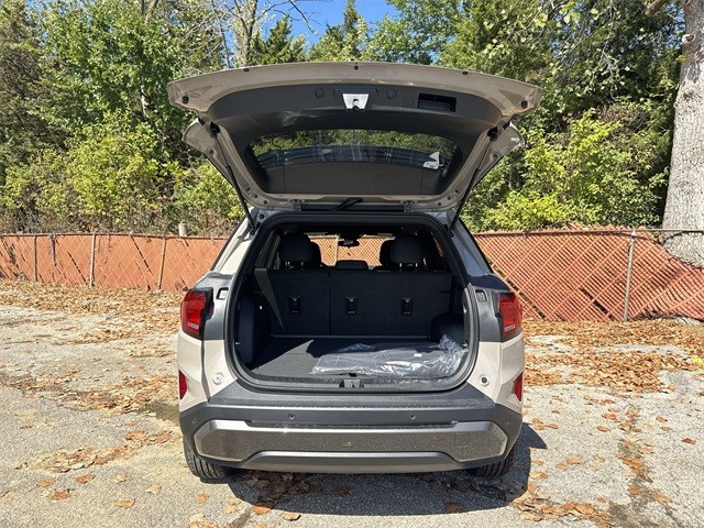 GMC Terrain Vehicle Full-screen Gallery Image 23