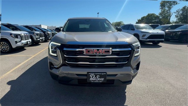 GMC Terrain Vehicle Full-screen Gallery Image 03