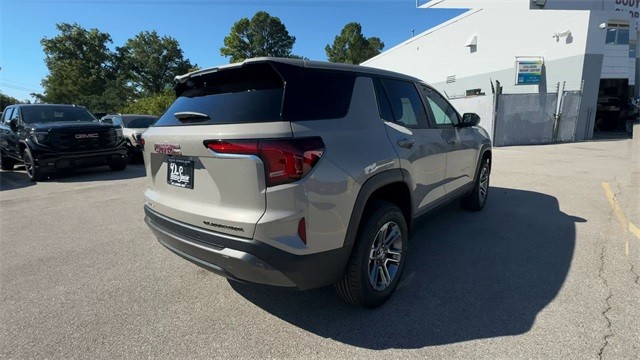 GMC Terrain Vehicle Full-screen Gallery Image 08