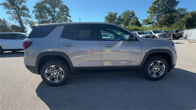 GMC Terrain Vehicle Full-screen Gallery Image 09