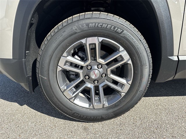 GMC Terrain Vehicle Full-screen Gallery Image 10