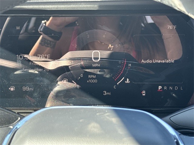 GMC Terrain Vehicle Full-screen Gallery Image 15