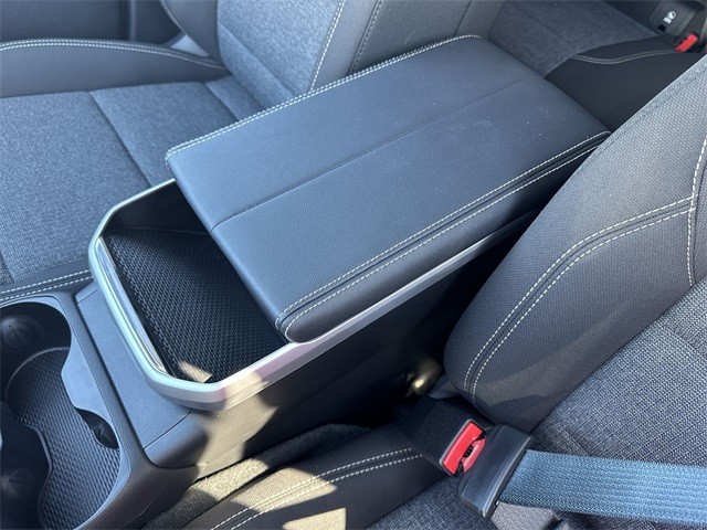 GMC Terrain Vehicle Full-screen Gallery Image 21