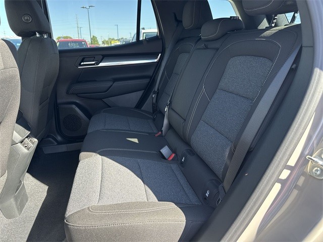 GMC Terrain Vehicle Full-screen Gallery Image 22