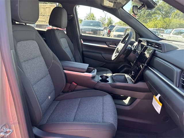 GMC Terrain Vehicle Full-screen Gallery Image 24