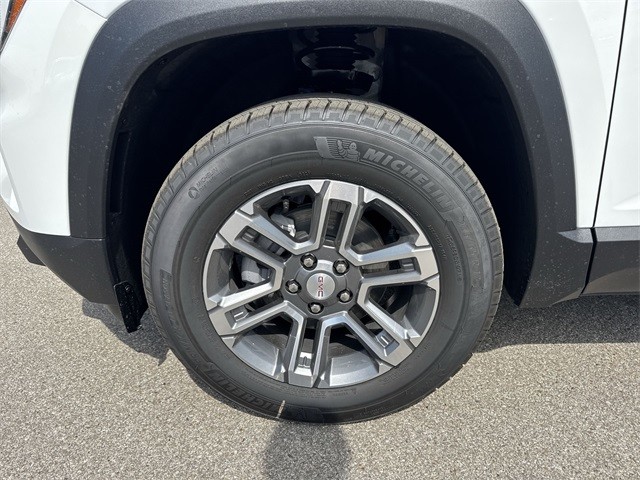 GMC Terrain Vehicle Full-screen Gallery Image 10