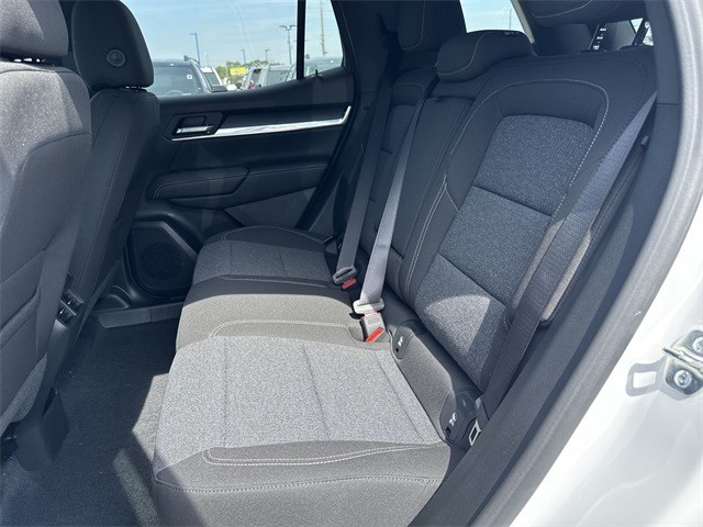 GMC Terrain Vehicle Full-screen Gallery Image 22