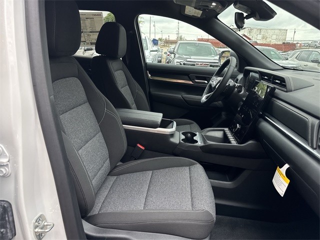 GMC Terrain Vehicle Full-screen Gallery Image 24