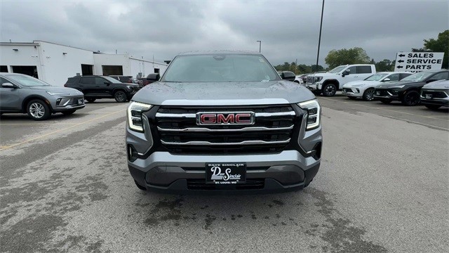 GMC Terrain Vehicle Full-screen Gallery Image 03