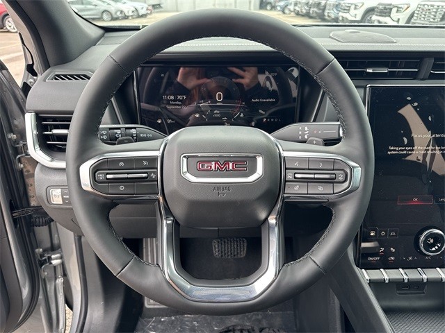 GMC Terrain Vehicle Full-screen Gallery Image 14