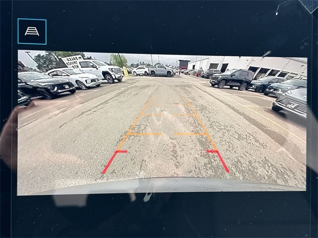 GMC Terrain Vehicle Full-screen Gallery Image 17