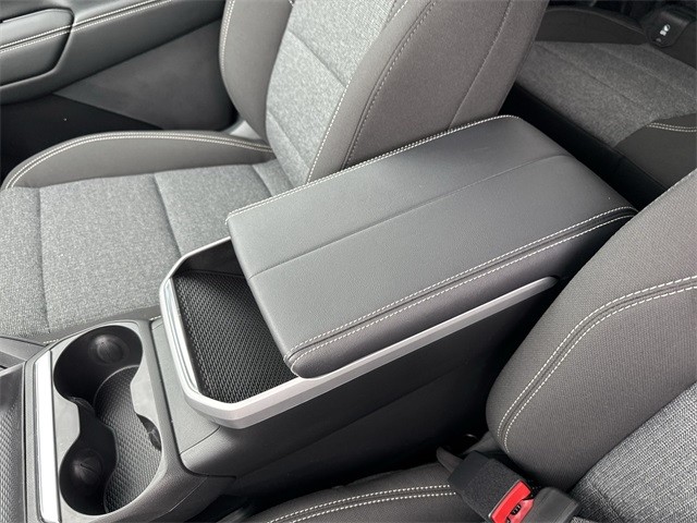 GMC Terrain Vehicle Full-screen Gallery Image 21