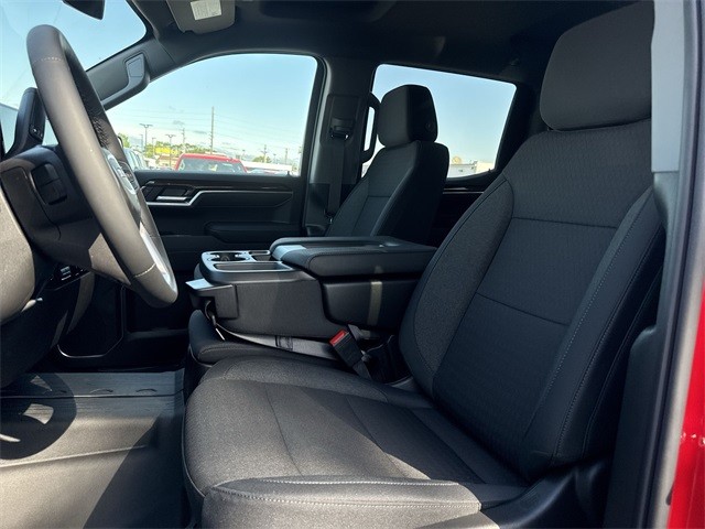 GMC Sierra 1500 Vehicle Full-screen Gallery Image 11