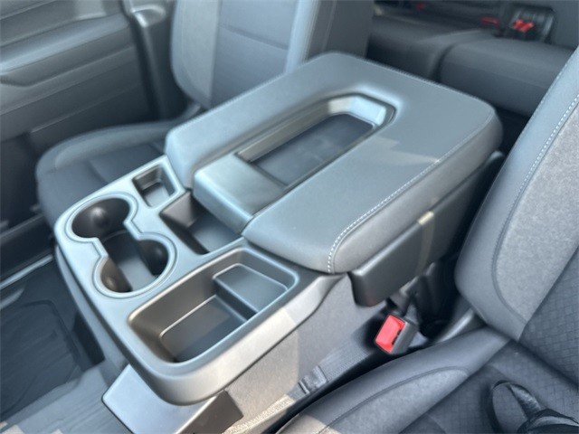 GMC Sierra 1500 Vehicle Full-screen Gallery Image 21