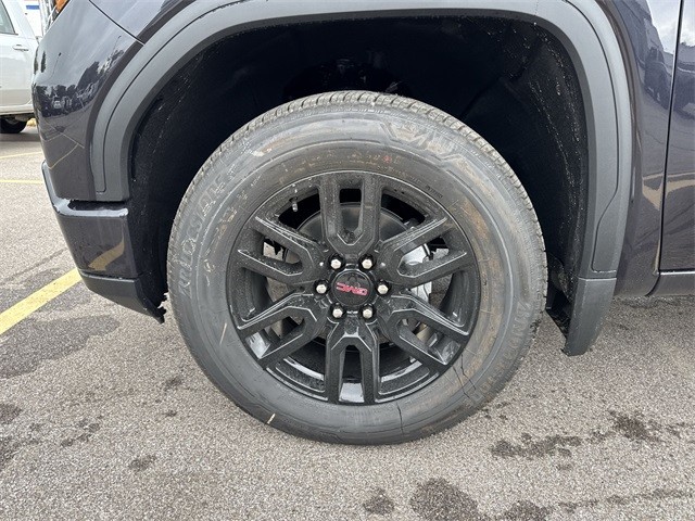 GMC Sierra 1500 Vehicle Full-screen Gallery Image 10