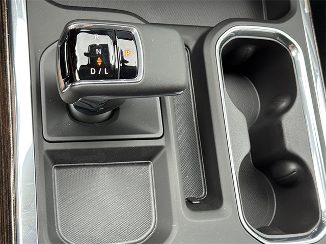 GMC Sierra 1500 Vehicle Full-screen Gallery Image 20