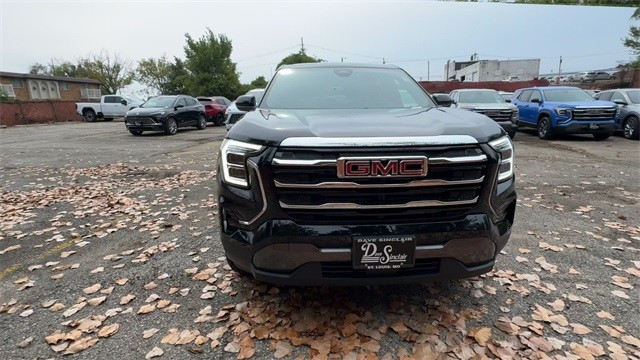 GMC Terrain Vehicle Full-screen Gallery Image 03