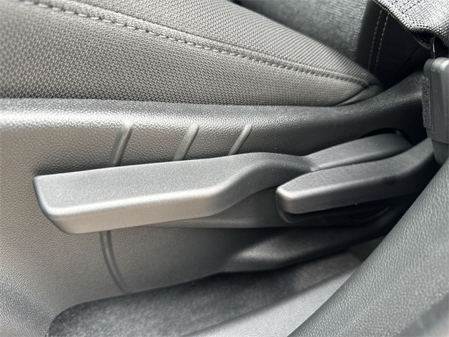 GMC Terrain Vehicle Full-screen Gallery Image 12