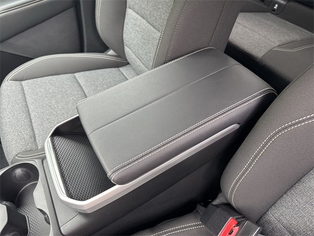 GMC Terrain Vehicle Full-screen Gallery Image 21