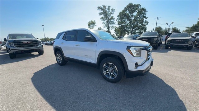 GMC Terrain Vehicle Full-screen Gallery Image 02