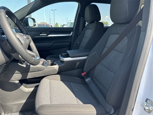 GMC Terrain Vehicle Full-screen Gallery Image 11