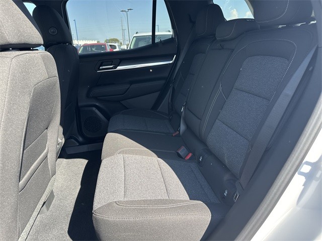 GMC Terrain Vehicle Full-screen Gallery Image 22