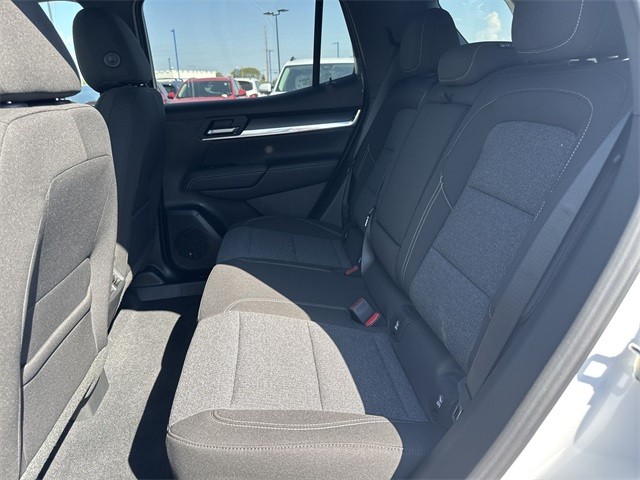 GMC Terrain Vehicle Full-screen Gallery Image 23