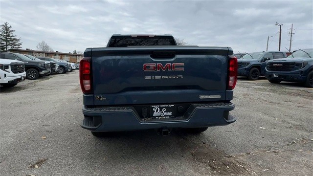 GMC Sierra 1500 Vehicle Full-screen Gallery Image 07