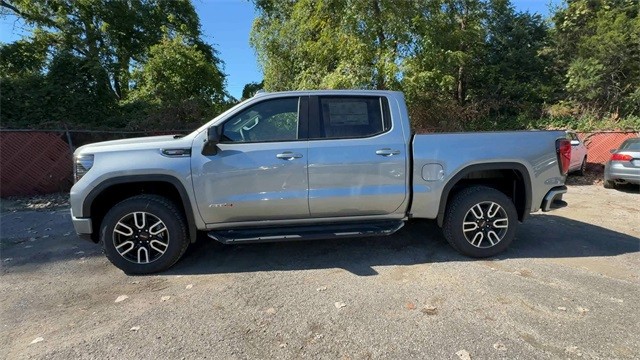 GMC Sierra 1500 Vehicle Full-screen Gallery Image 05