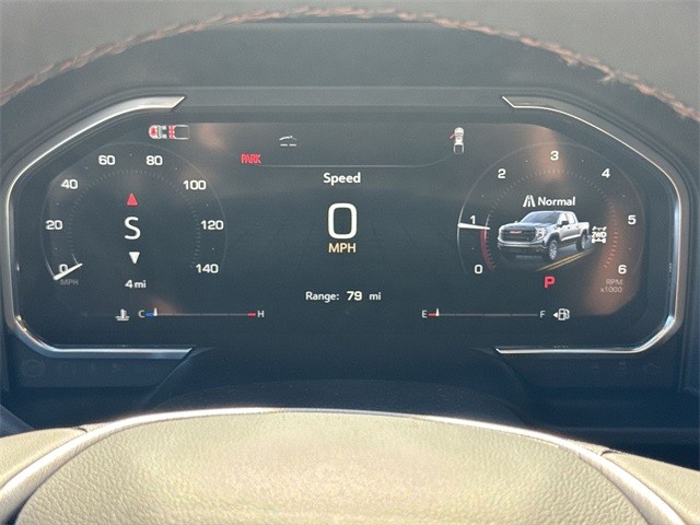 GMC Sierra 1500 Vehicle Full-screen Gallery Image 15