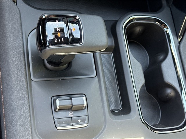 GMC Sierra 1500 Vehicle Full-screen Gallery Image 20