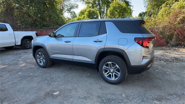 GMC Terrain Vehicle Full-screen Gallery Image 06